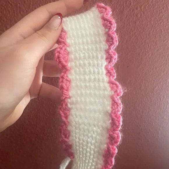 Head Band With Pink Ribbing - Picture 3 of 6